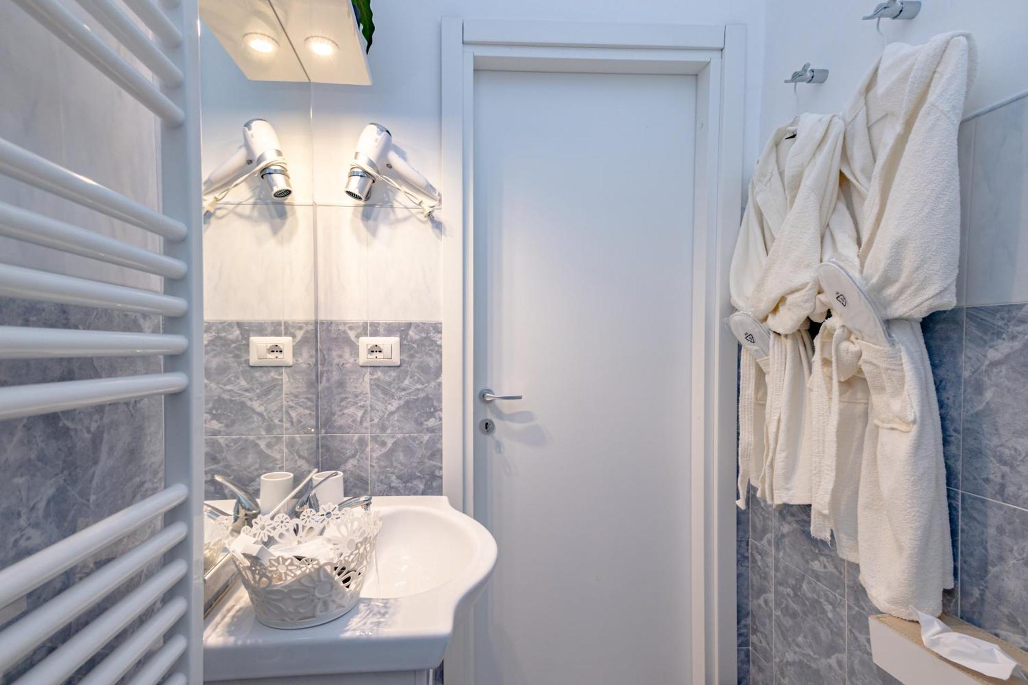 Appartement Dolce Casa Di Sve Vicino La Stazione à Gênes Extérieur photo